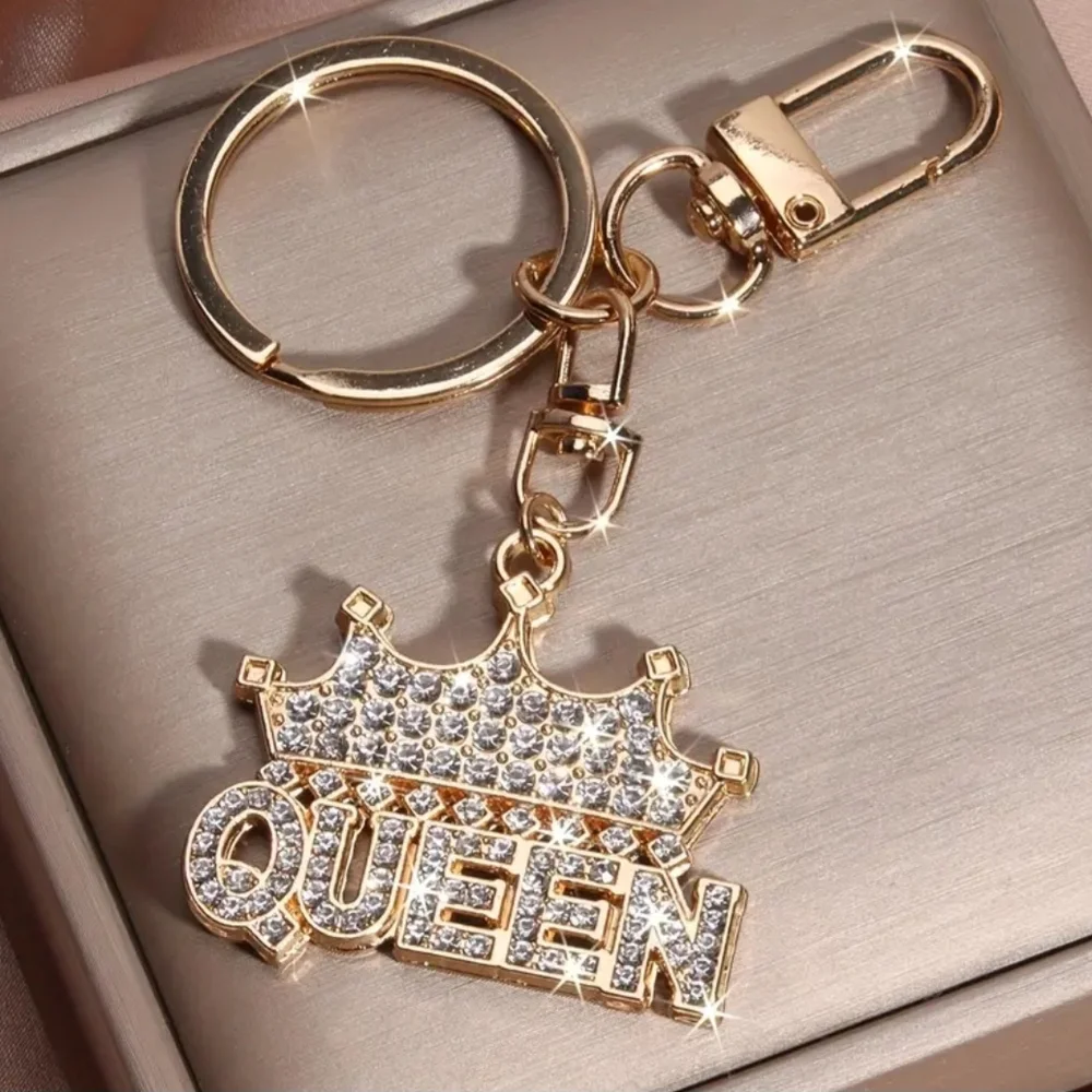 Queen Gold Crown Charm/Keychain - Picture 1 of 4